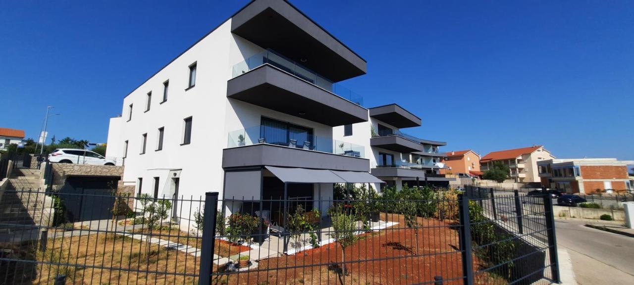 Sun Residence Krk Кърк Екстериор снимка