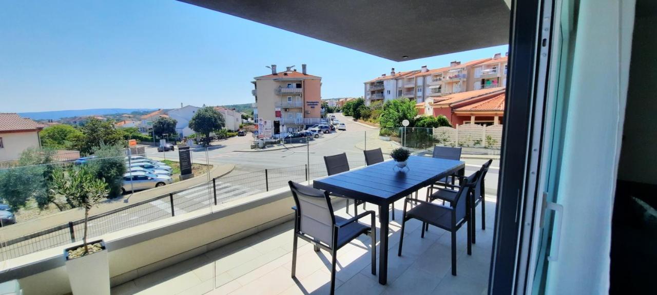 Sun Residence Krk Кърк Екстериор снимка