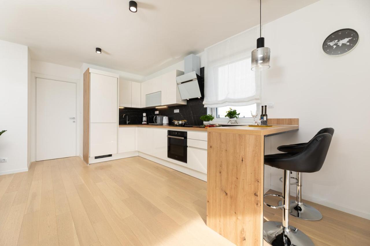 Sun Residence Krk Кърк Екстериор снимка